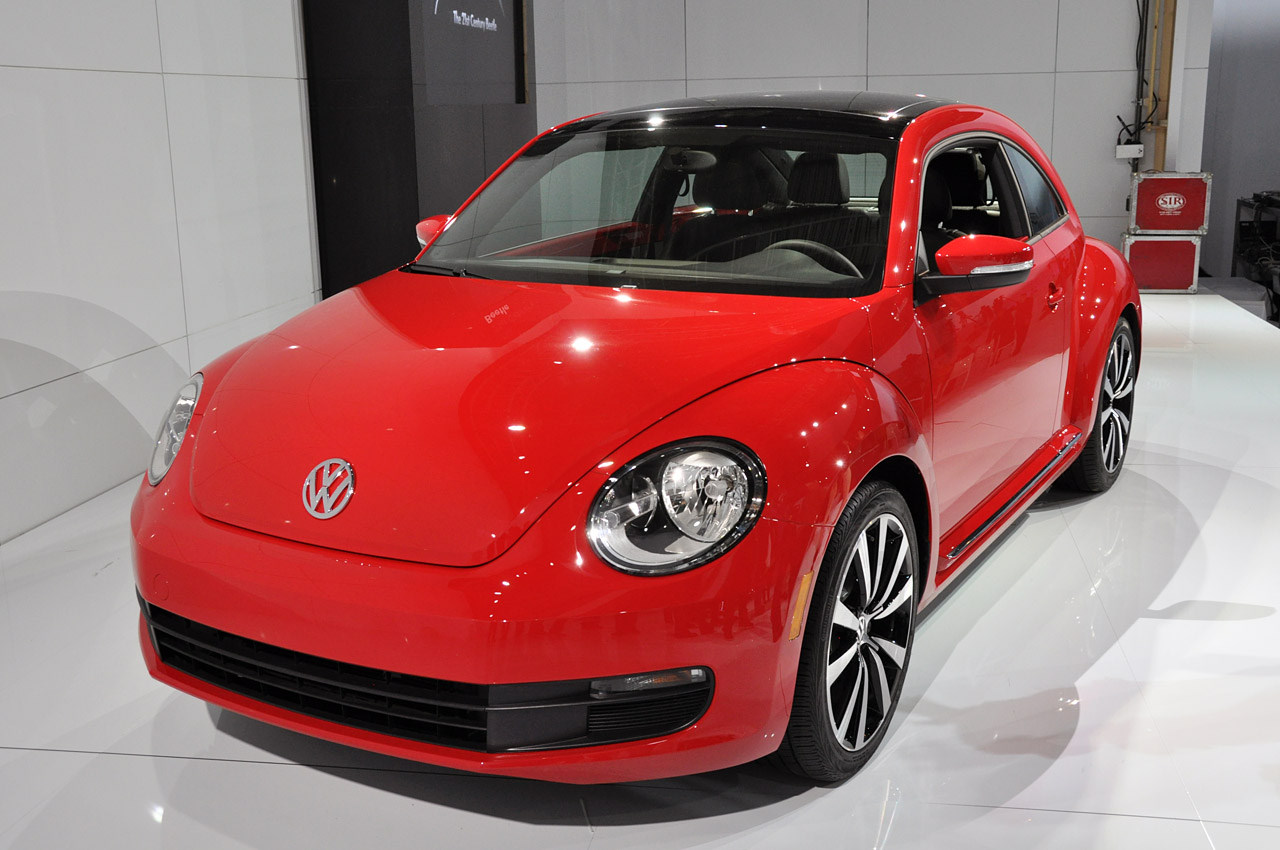Фольксваген жук новый. Volkswagen Beetle Жук. Volkswagen New Beetle. Volkswagen New Beetle 2023. Новый Фольксваген Жук 2023.