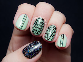 Glowing patterned gel nails by @chalkboardnails