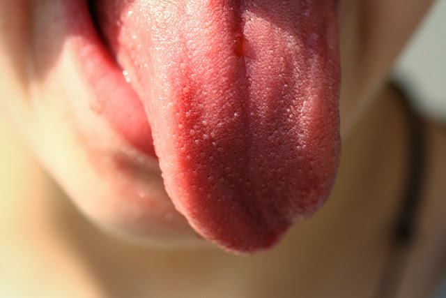 human tongue facts, human body facts, taste buds, tongue health, sense of taste, sense of taste, bitter taste in mouth, bad taste in mouth, about human body, human tongue, the human tongue, bitter taste on tongue