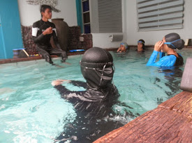 A - GROUP SWIMMING CLASS