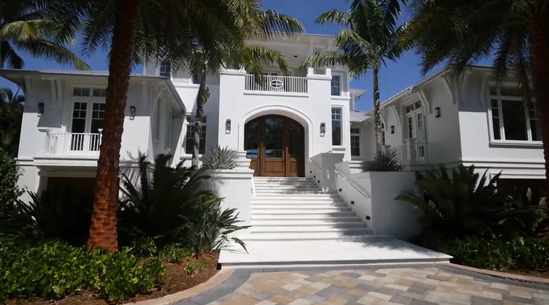 Interior Design vs. Tour Captiva Island, FL Luxury Waterfront Home
