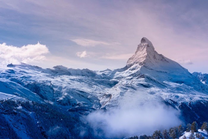 Breathtaking Photos of Matterhorn From All Hours of the Day Breathtaking Photos of Matterhorn From All Hours of the Day