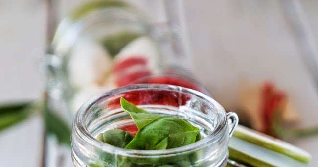 Caprese Salad in a Jar