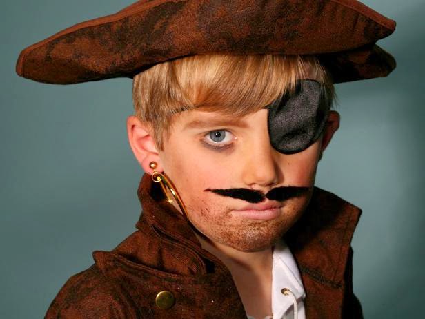 Скоро Праздник: Аквагрим - Пират