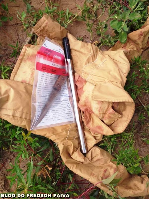 ARARIPINA - SOBRINHO MATA TIOS A FACADAS E ARRANCA A CABEÇA E ÓRGÃOS GENITAIS DE UM DELES NA SERRA DOS SIMÕES ARARIPINA - SOBRINHO MATA TIOS A FACADAS E ARRANCA A CABEÇA E ÓRGÃOS GENITAIS DE UM DELES NA SERRA DOS SIMÕES