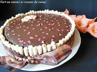 Tort cu cacao si crema de caise