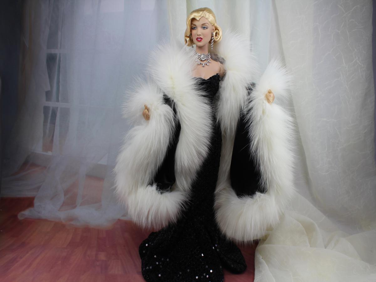 White Fur Stole >> dimitha-A-Day: Glamour furs for Tonner's Marilyn Monroe doll White Fur Stole >> dimitha-A-Day: Glamour furs for Tonner's Marilyn Monroe doll