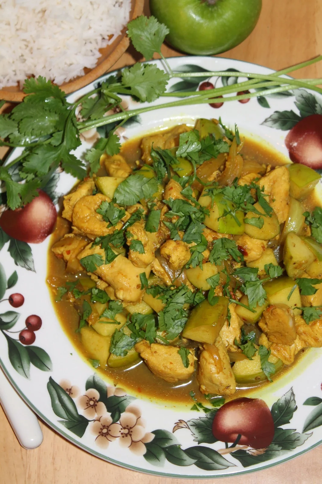 Chicken and Apple Indian Curry