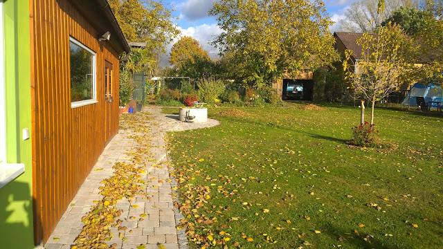 Herbstsonne im Landgarten (c) by Joachim Wenk Herbstsonne im Landgarten (c) by Joachim Wenk