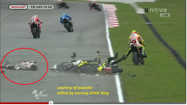 Tahu Lebih Dalam: Foto Kecelakaan Marco Simoncelli, MotoGP Sepang 2011