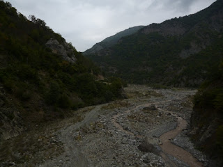 Remontando el valle