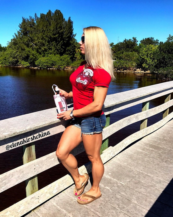  WOMEN's muscular ATHLETIC LEGS especially CALVES daily update!