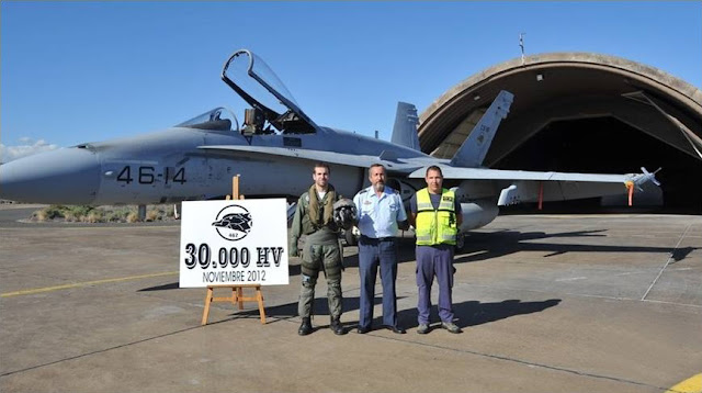 El Ala 46 alcanzan las 30.000 horas de vuelo en aviones F-18.