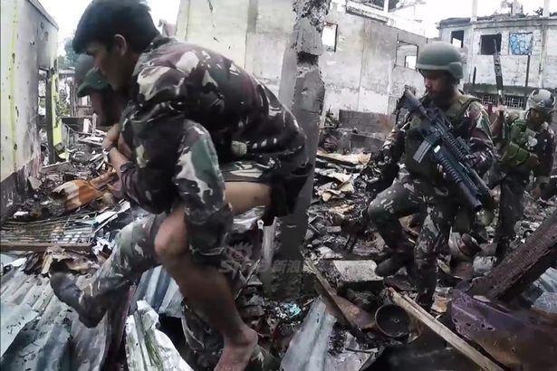 ISIS in Philippines Philippine%2Btroops%2Bin%2Bthe%2Bruins%2BMalawi%2Bof%2Bthe%2Bcity%2B6