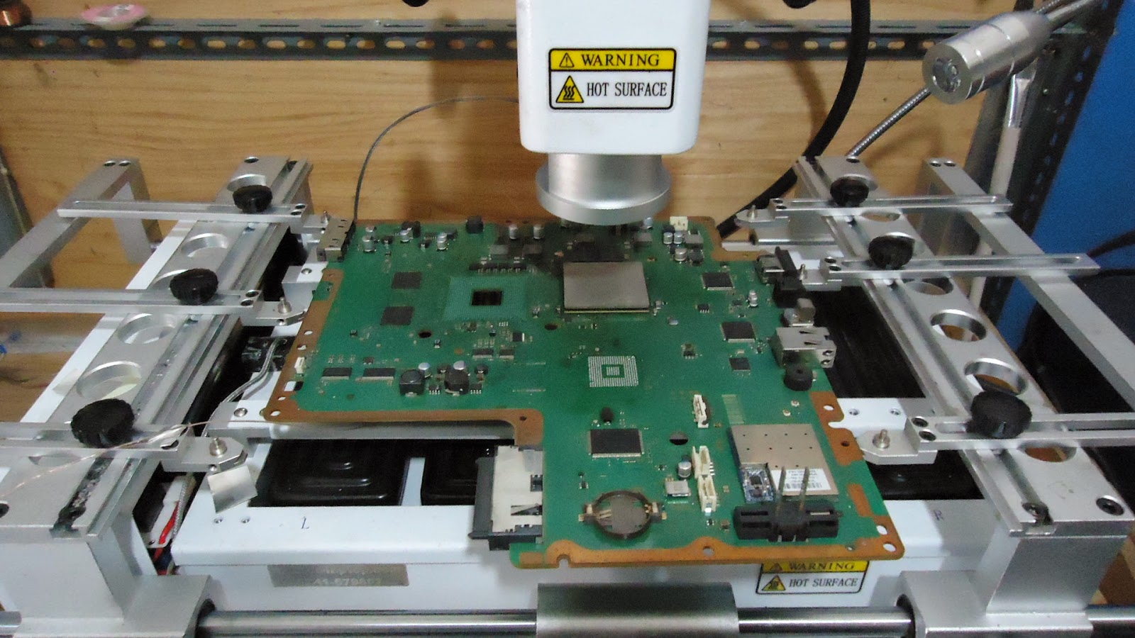 Service Laptop dan Playstation SERVICE PS3 YLOD