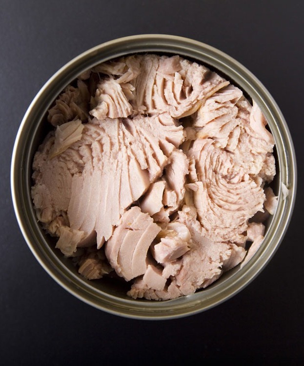 Interesting Green Chemical that can cause vomiting and heart palpitations detected in canned