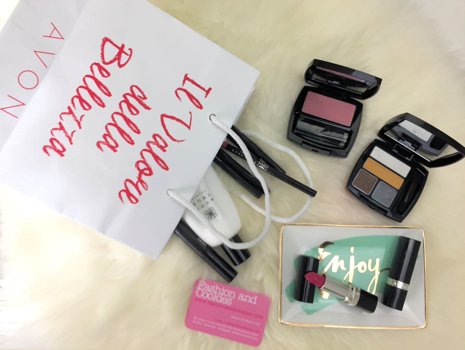 Avon #allascopertadiavon collezione makeup True Colour su Fashion and Cookies beauty blog, beauty blogger
