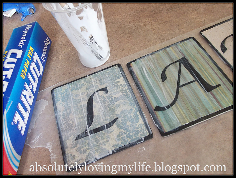 Loving Life: Mod Podge Laundry Room Sign
