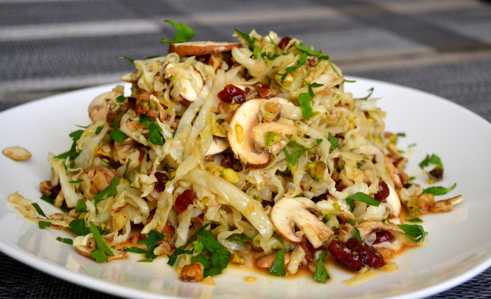 Квашеная капуста с грибами