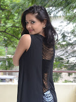 Shreya Vyas new glamorous photo session-cover-photo