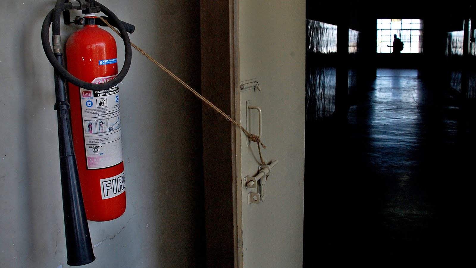 Expired Fire Extinguisher Fire Choices