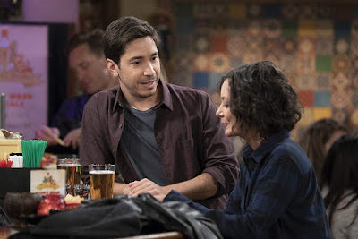 The Conners Sara Gilbert Justin Long Image 1