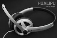 Mikropon dan Headphone Gambar Mikropon dan Headphone