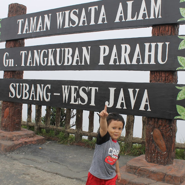Bandung Trip Day 1 : Tangkuban Parahu