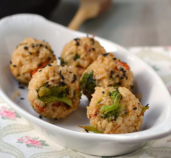 Korean Rice Balls Recipe