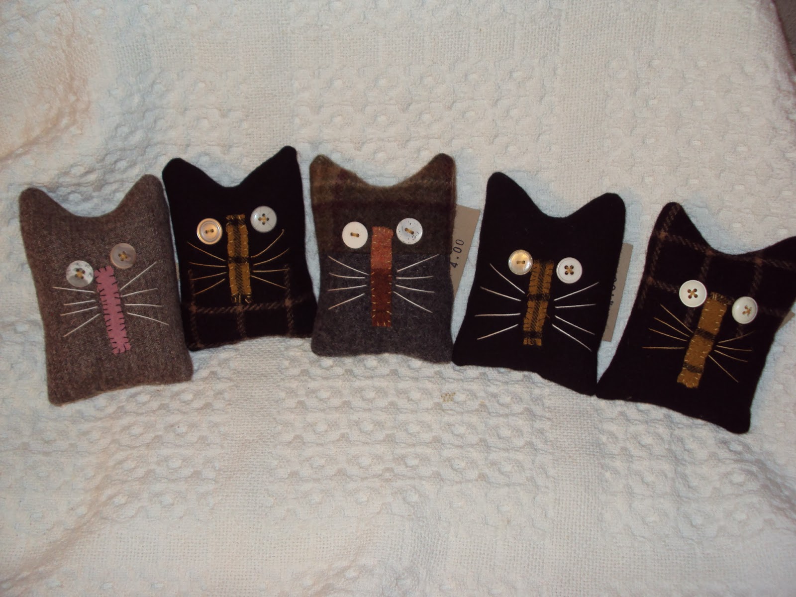 WannaPlayDollys Wool Cats