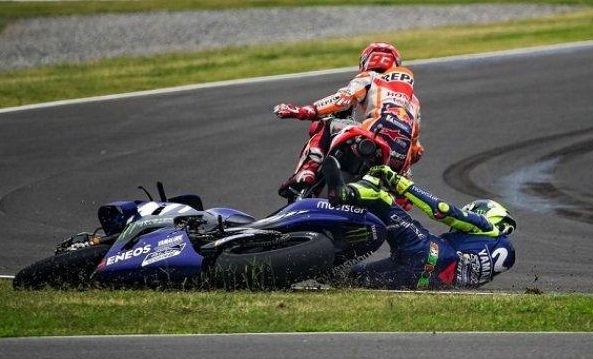 BOCOR! Marc Marquez Kirim Pesan WhatsApp Pada Valentino Rossi BOCOR! Marc Marquez Kirim Pesan WhatsApp Pada Valentino Rossi