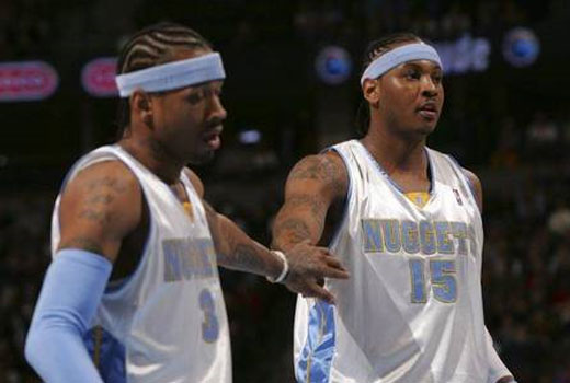 Two basketballplayers with cornrows