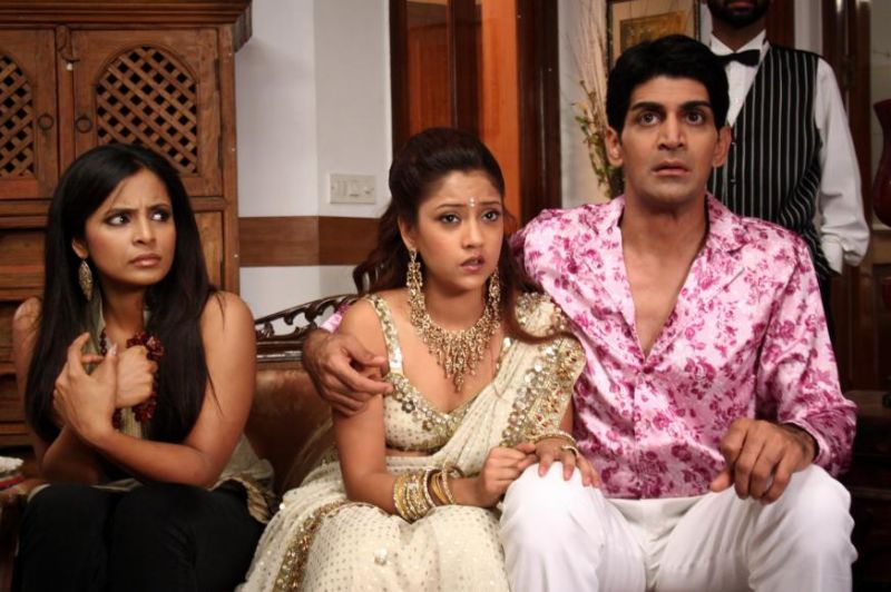 Actresses Zone Hindi Movie Chitkabrey Shades Of Grey