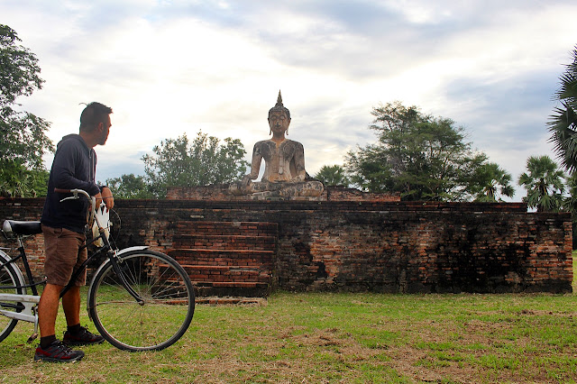 Marky Ramone Go in Ancient City of Sukhothai