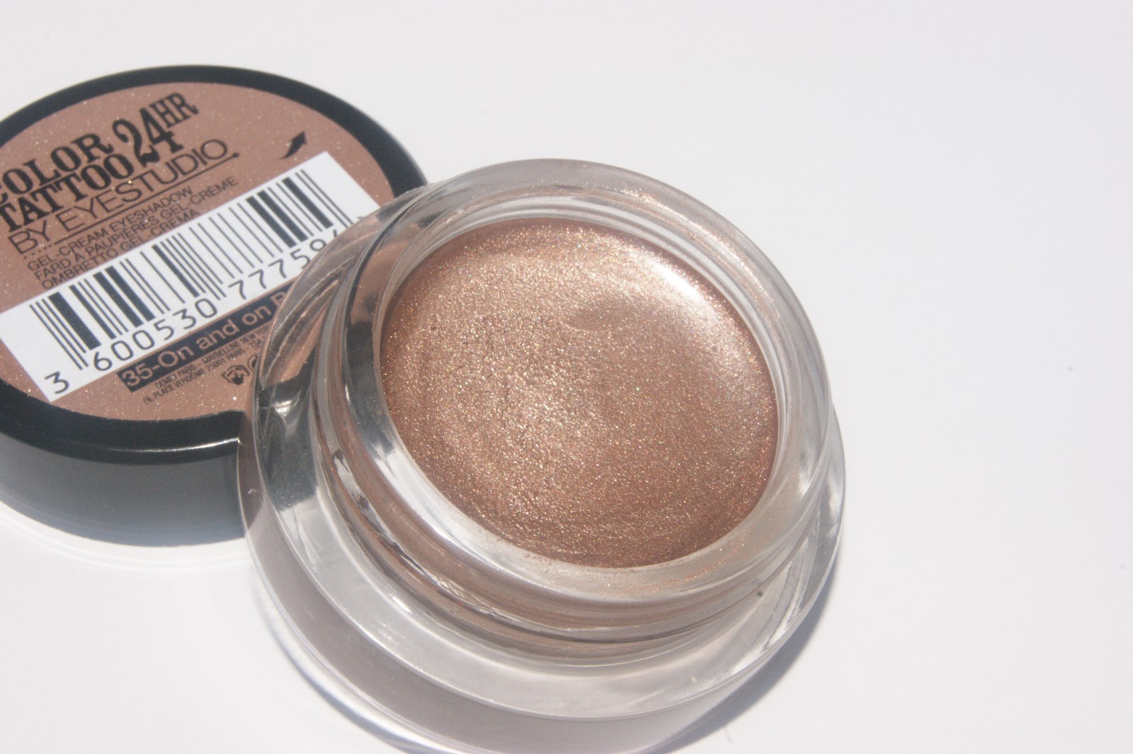 Color Tattoo 24hr Eyeshadow in On and On Bronze - Review | The Sunday Girl