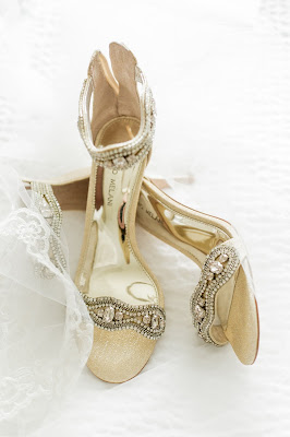 gold sparkle wedding shoes
