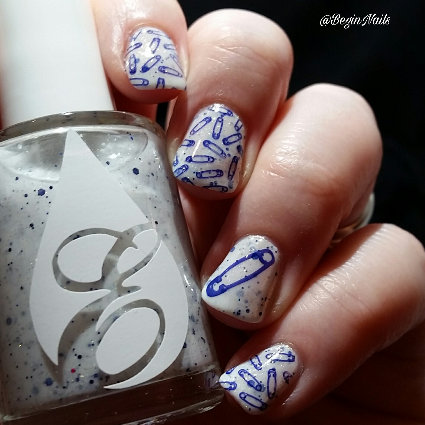 Let's Begin Nails: It Girl Nail Art IG118 Stamping Plate Review