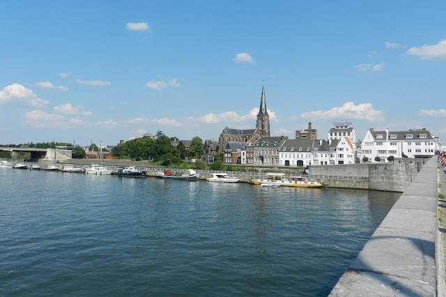Holandia - Maastricht - rzeka Moza