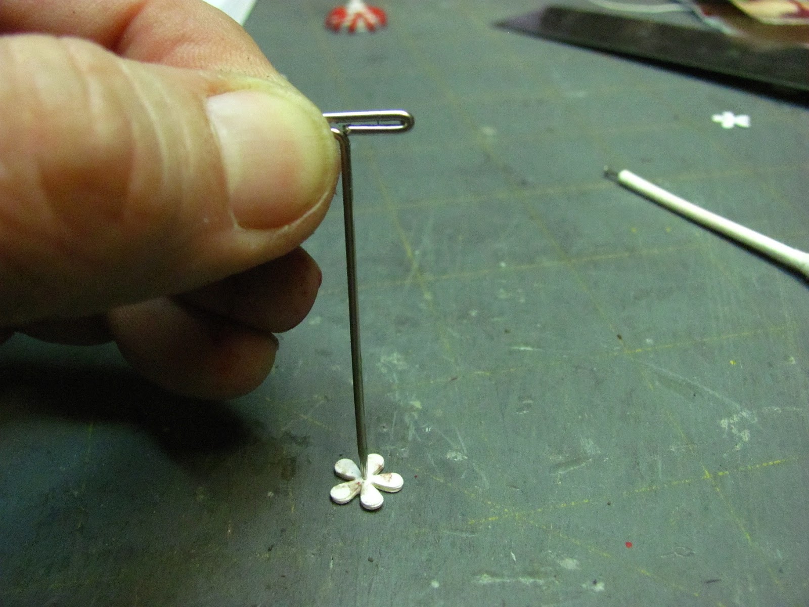 Dollhouse Miniature Furniture Tutorials 1 inch minis HOW TO MAKE A