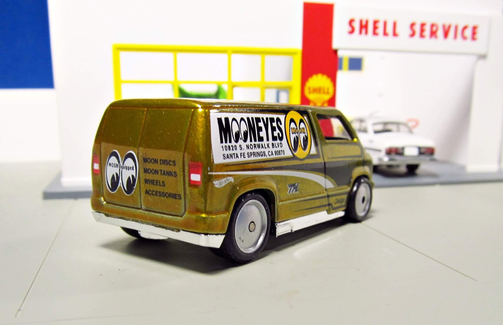 hot wheels mooneyes super treasure hunt