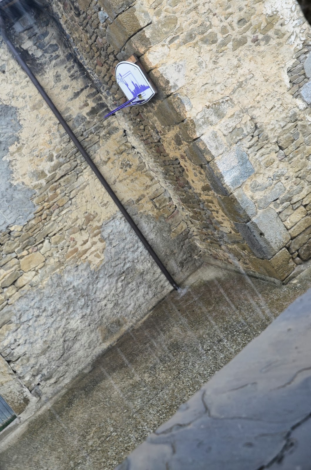 knocking on fashion´s door DROPTOP