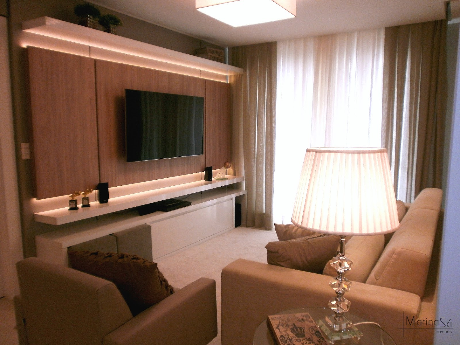 Painel Para Sala De Tv Grande ~ de objetos na estante do painel da TV Projeto Sala Estar e TV Painel Para Sala De Tv Grande ~ de objetos na estante do painel da TV Projeto Sala Estar e TV