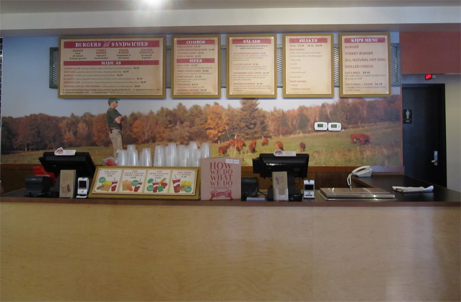 Bedford Mass What's new in Retail b.good Restaurant Opens in Bedford