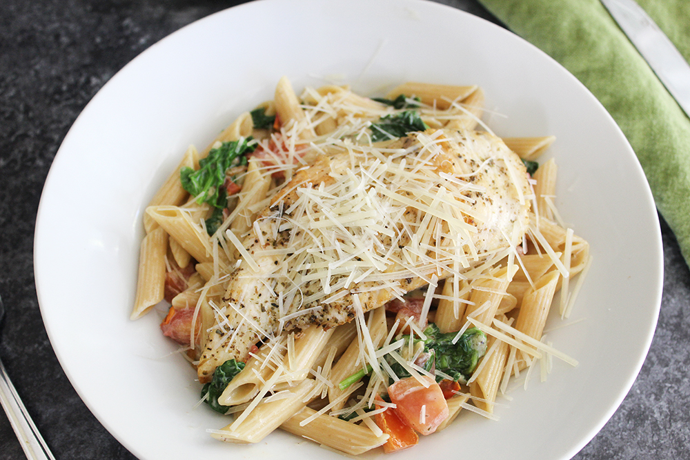 Southern Mom Loves: Italian Chicken, Spinach & Tomato in a Garlic