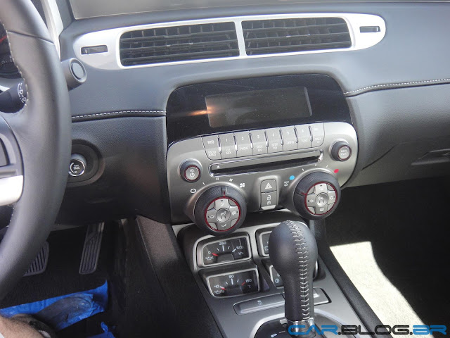 2013 Chevrolet Camaro SS - interior