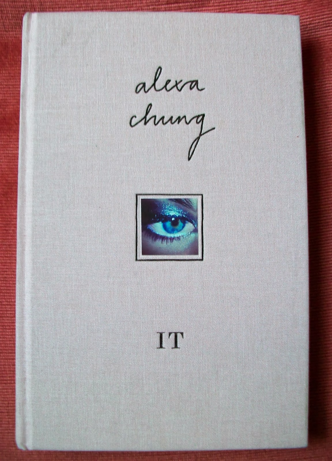 Last-Year Girl: Last-Year Reads: IT by Alexa Chung