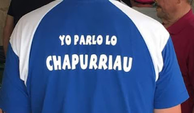 yo parlo lo chapurriau, chapurriau, chapurreau, chapurriat