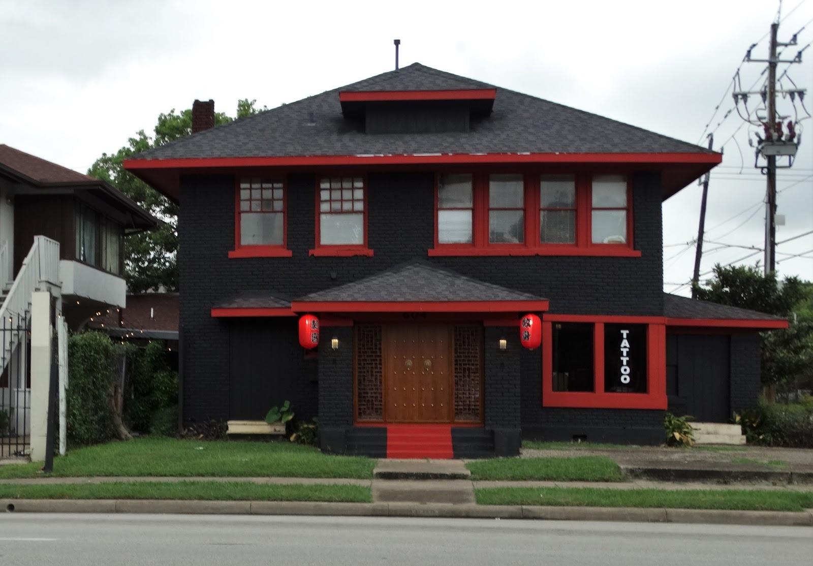Houston in Pics Black and Red House in Montrose, with Lanterns, and variations on the theme