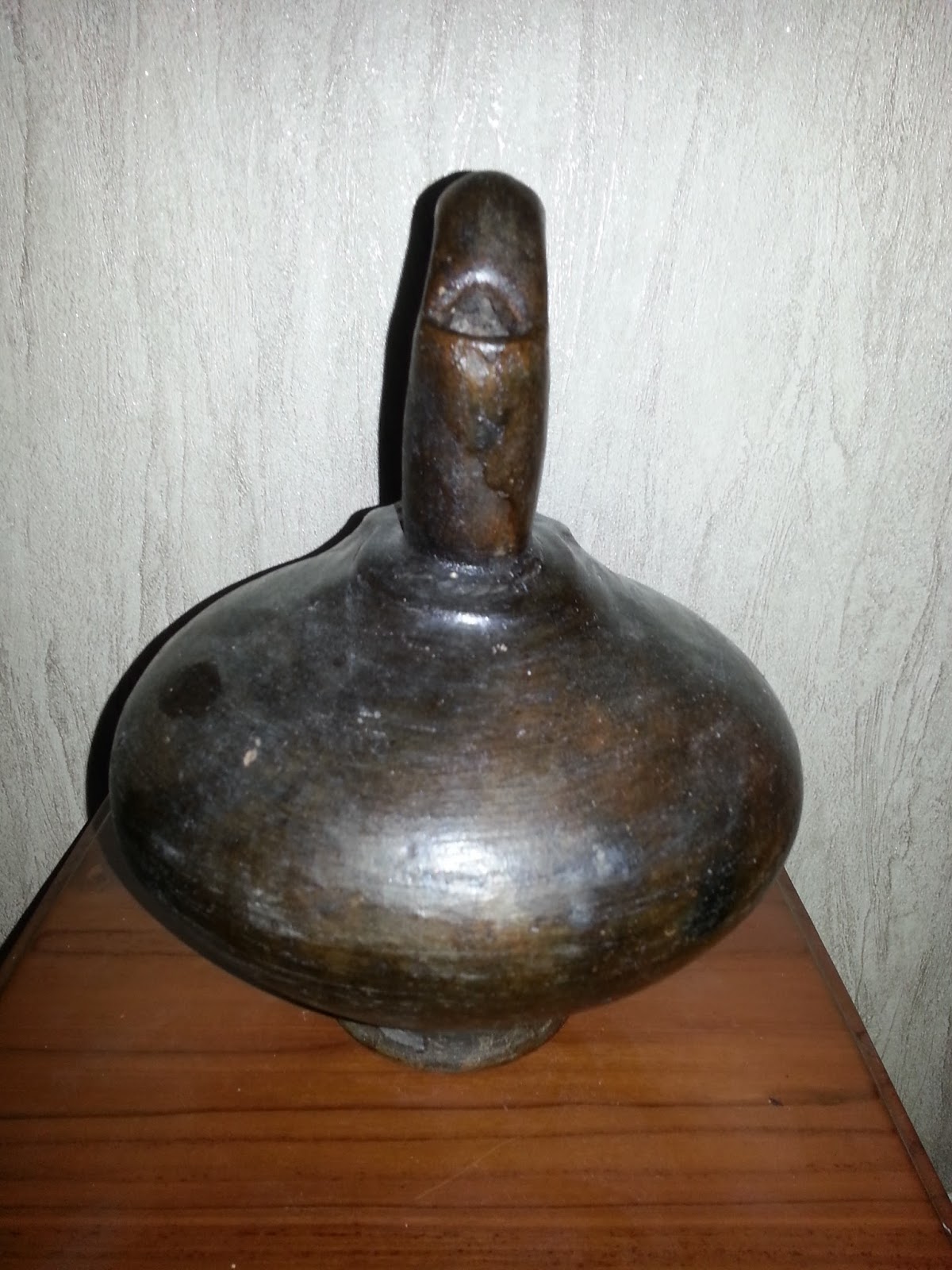 Jual Beli Barang Antik Online: Navigasi Dunia Koleksi Langka di Era Digital