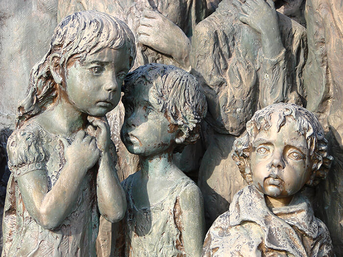 Haunting Sculpture Honors 82 Kids That Were Handed Over To The Nazis And Murdered Haunting Sculpture Honors 82 Kids That Were Handed Over To The Nazis And Murdered